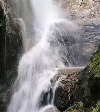 逃离废弃的城堡
